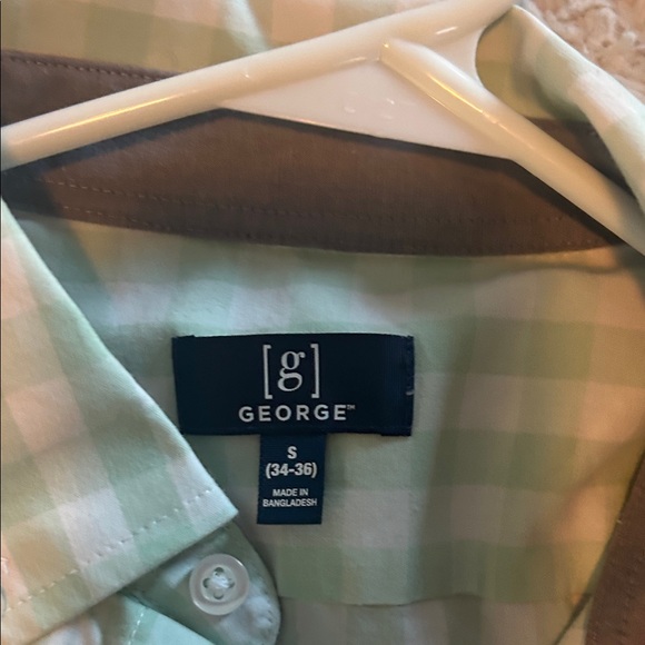 3 Men’s Button Down Shirts - Picture 6 of 12